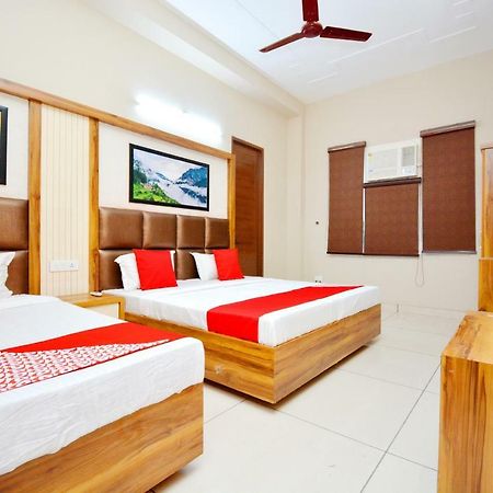 Oyo 40699 Grand Sokhi Hotel Tarn Taran Exterior photo
